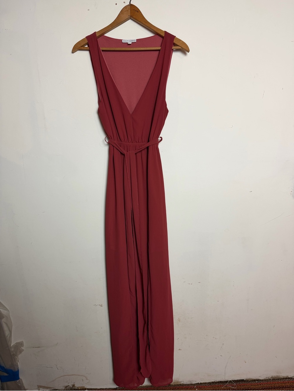 Baltic Born Dusty Rose Sleeveless V Neck Belted Maxi Dress Size M